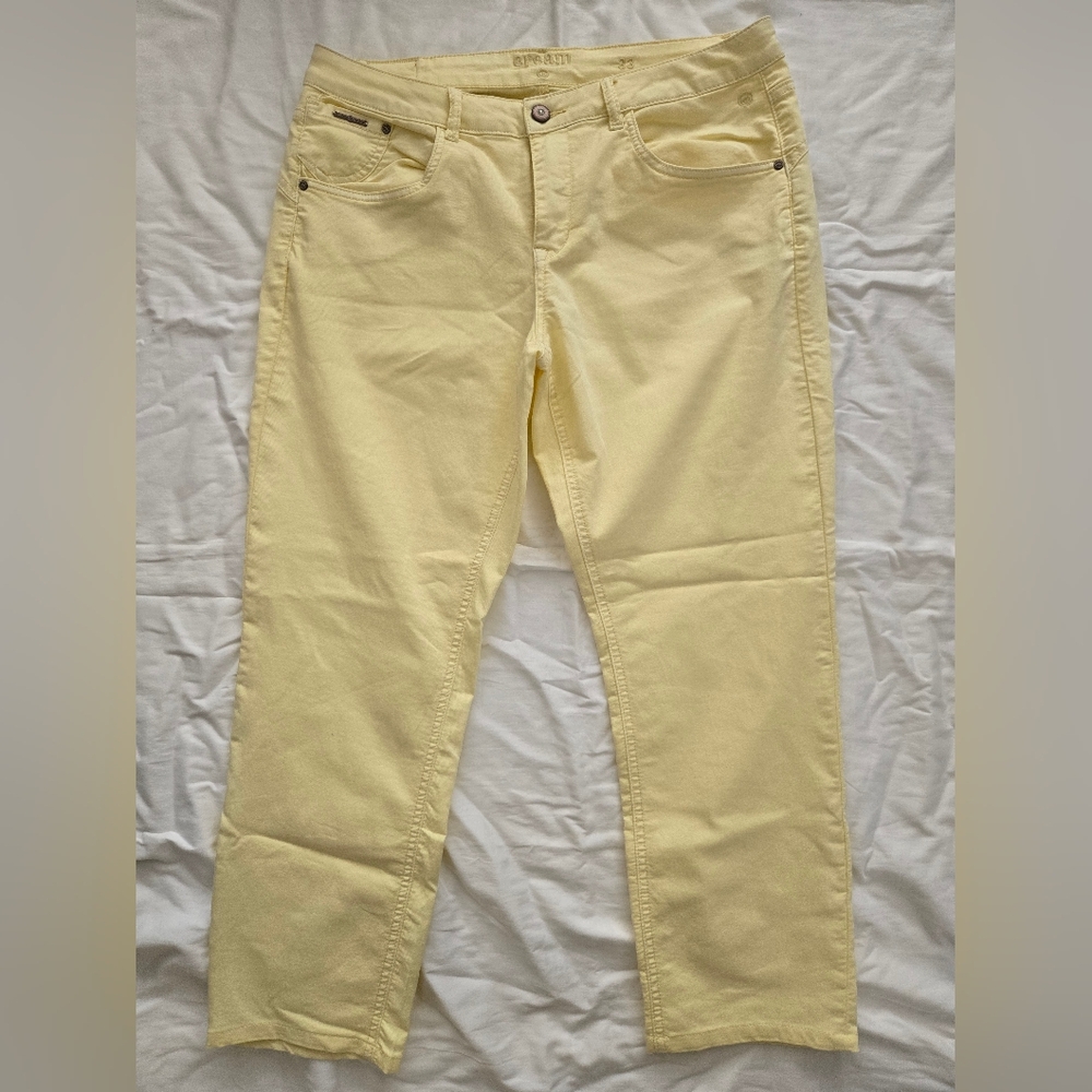 Cream Coco Fit 33 Butter Yellow Denim Pants